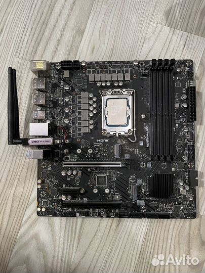 Материнская плата с процессором