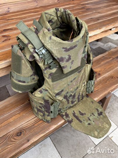 Разгрузочный жилет с защитой шеи, плеч и паха