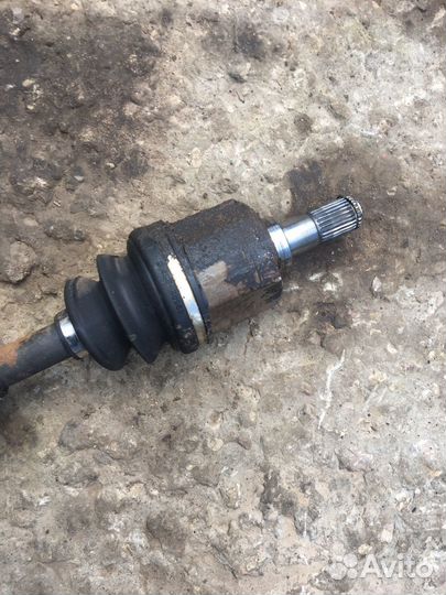 Полуось левая Hyundai elantra