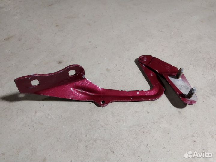 Петля капота правая Форд Фокус 2 Ford Focus 2