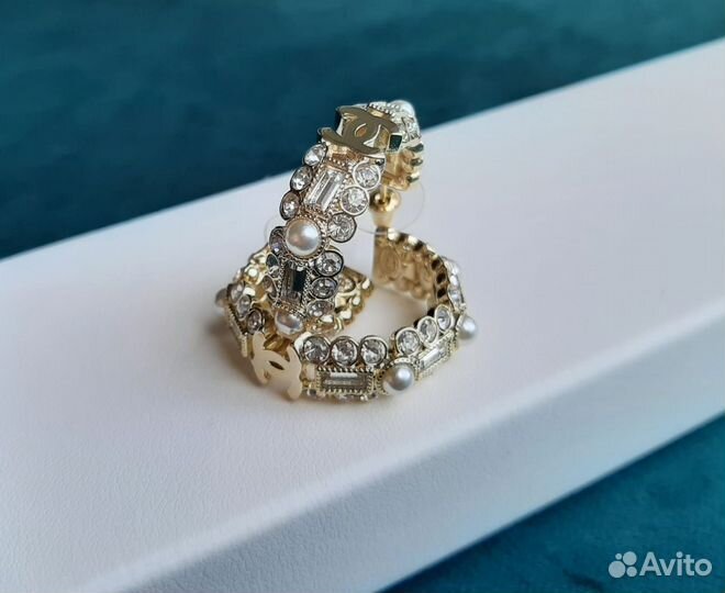 Серьги Chanel