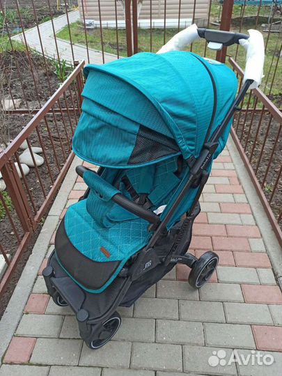 Коляска новая babalo 2021 изумрудная