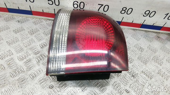 Фонарь Volkswagen Touareg (2002-2010)