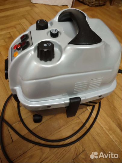 Моющий пылесос Белый кот