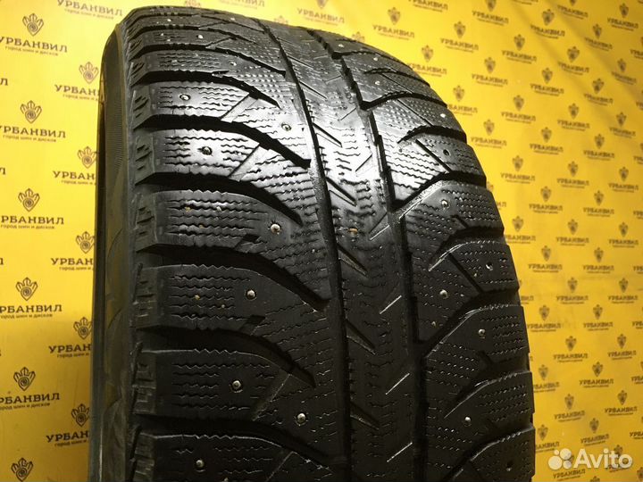 Bridgestone Ice Cruiser 7000 255/50 R19 107T
