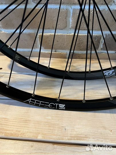 Колеса для велосипеда,вилсет Race Face