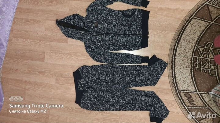 Спортивный костюм