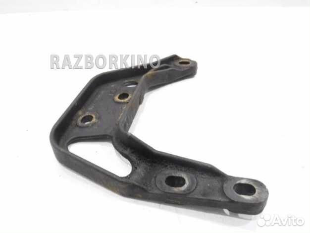 Кронштейн подушки двигателя