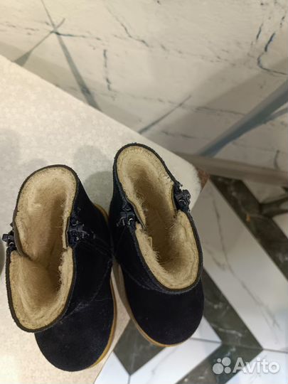 Зимняя обувь для мальчика 19 и 21 р