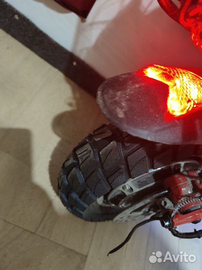 Электросамокат kugoo m4