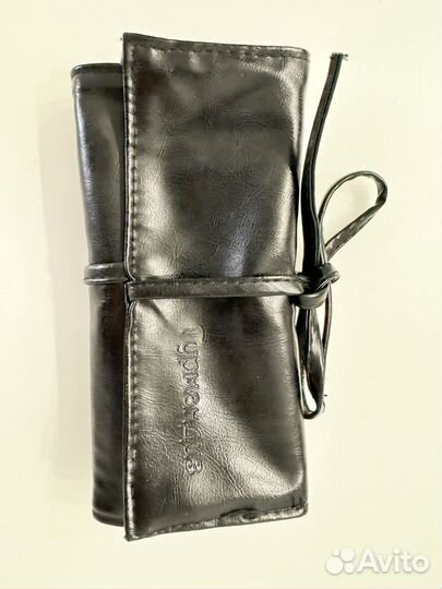 Кисти для макияжа с чехлом