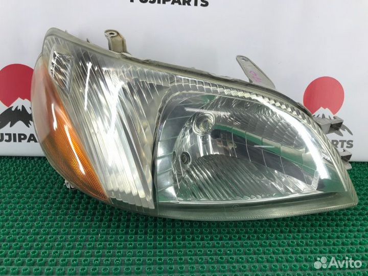 Фара передняя правая Toyota Platz NCP12 1nzfe 1999