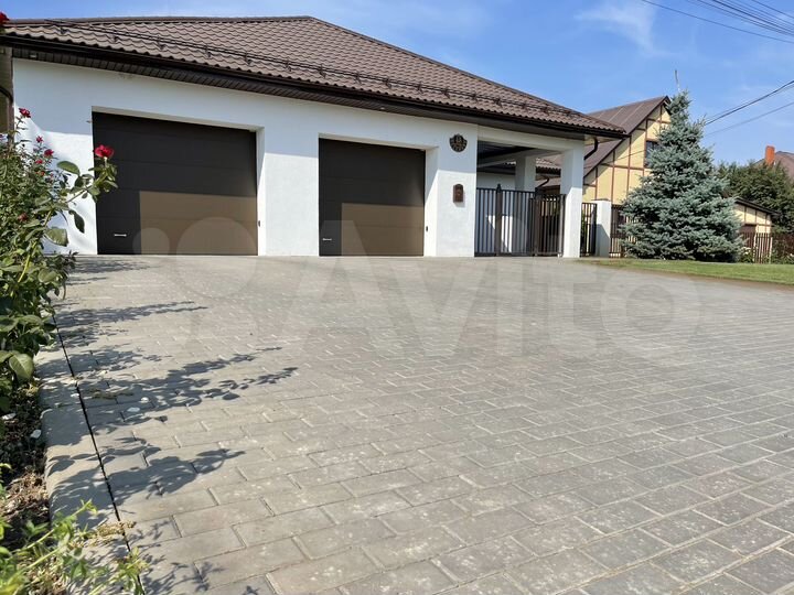 Дом 420 м² на участке 10 сот.