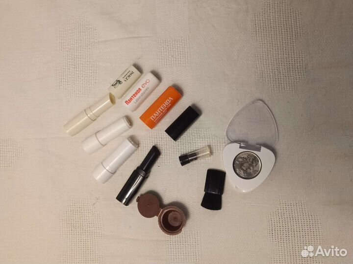 Пустые флаконы из-под помады