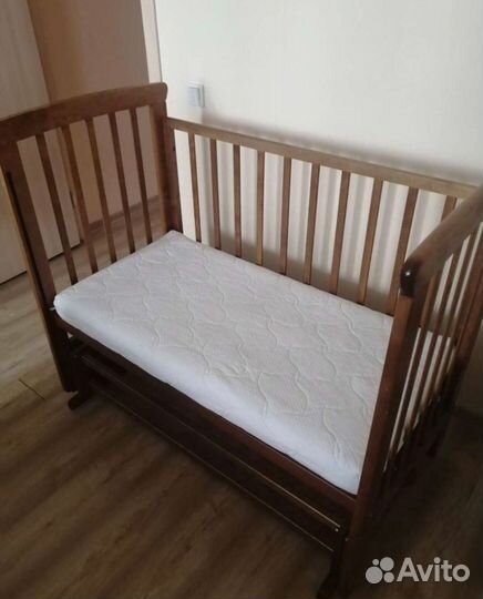Кроватка детская