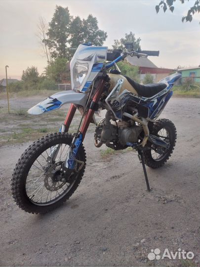 Мотоцикл кроссовый питбайк motoland apex 125