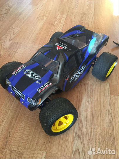 Радиоуправляемая модель 1/10