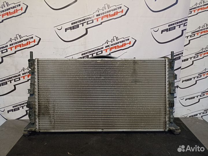 Радиатор двигателя mazda ford volvo. shdb shdc Y601 Z6 ZJ-VE ZY-VE. C30 C70 focus mazda3 S40 V50. CB