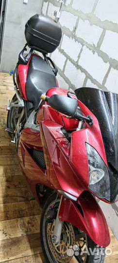 Honda vfr 800