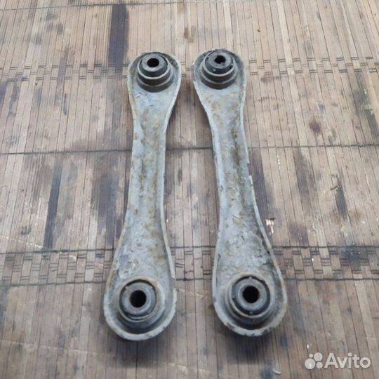 Рычаг подвески верхний задний Ford Focus 1 седан