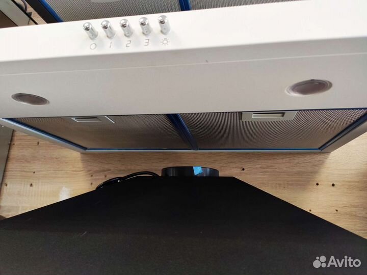 Вытяжка кухонная making Oasis everywhere kв-60W