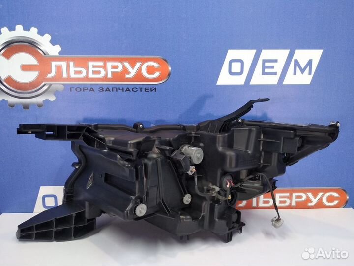 Фара правая Prado 150