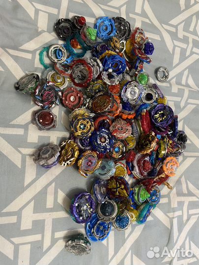 Бейблэйд(поделка) +предлагайте свою цен