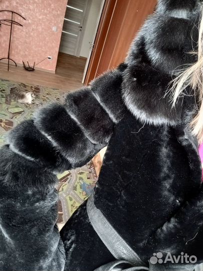 Шуба мутон+норка р.44