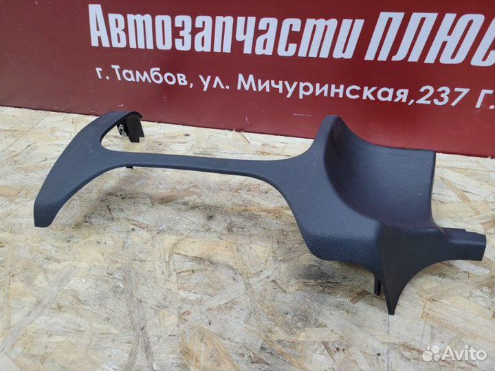 Накладка торпедо Nissan Terrano