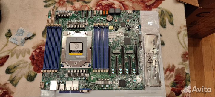 Материнская плата Supermicro H13SSL-N