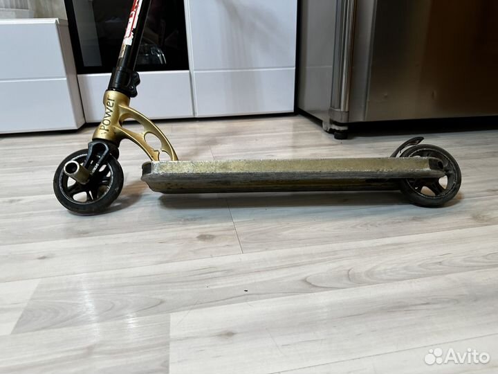 Трюковой самокат