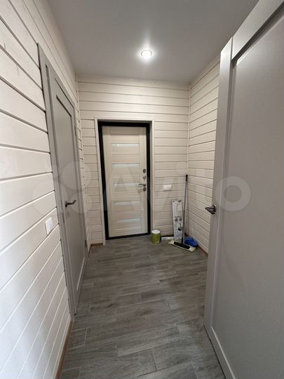 Дом 195 м² на участке 8,5 сот.