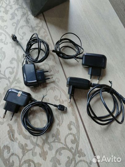 Зарядное для сотовых