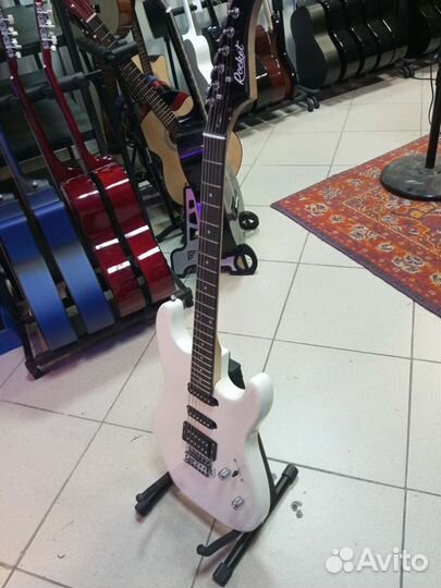 Электрогитара