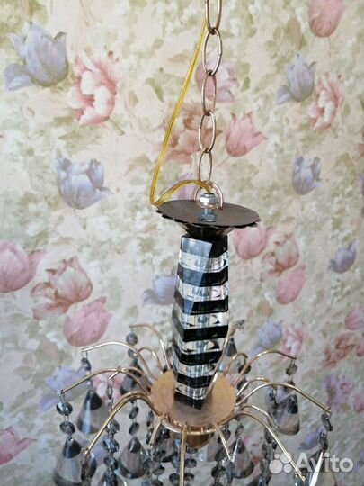 Люстра потолочная новая
