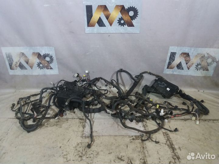 Тойота Рав 4 2.0 2010- Жгут проводки мотора 27323
