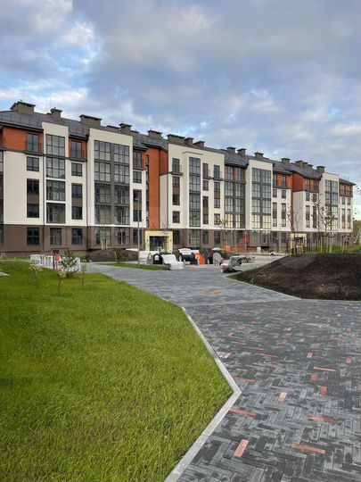 2-к. квартира, 65 м², 2/5 эт.