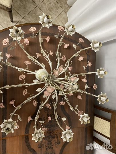 Люстра подвесная потолочная