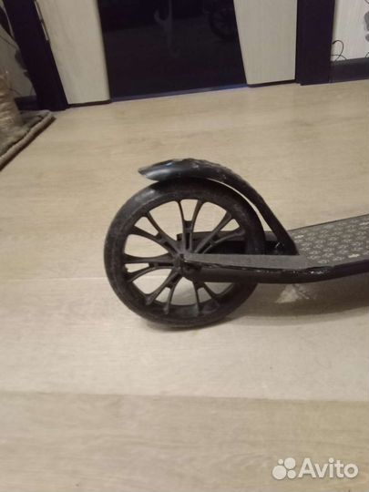 Самокат взрослый с большими колесами