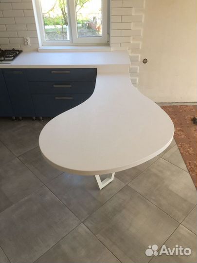 Столешницы подоконники из искусственного камня