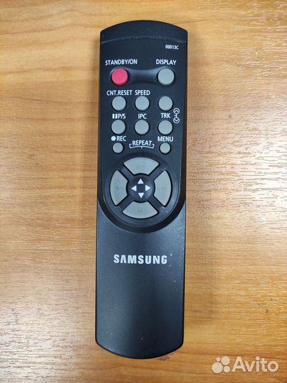 Пульты к телевизору и dvd