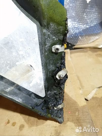 Пластик боковой BRP Spyder STS 2013