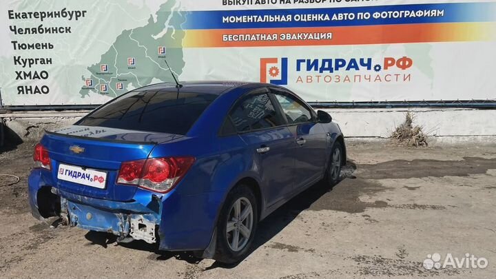 Ручка двери наружная Chevrolet Cruze (J300)