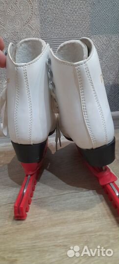 Коньки фигурные Graf Davos