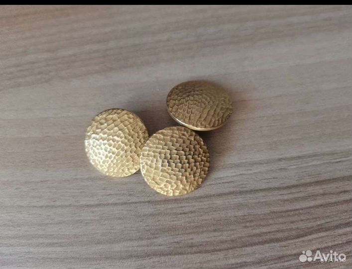 Пуговицы металлические