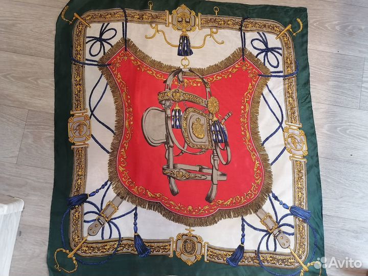 Шёлковый платок