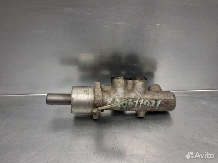 Цилиндр тормозной главный Audi 100 C4 1991-1994