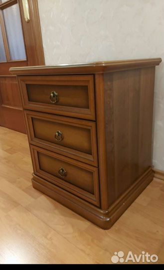 Тумба прикроватная 50 * 42 * 60 см Италия