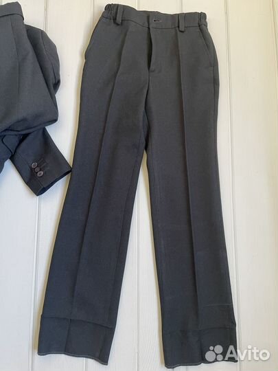 Комтюм на мальчика школьный