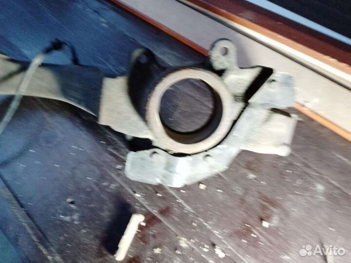 Поворотный кулак пассат б5+